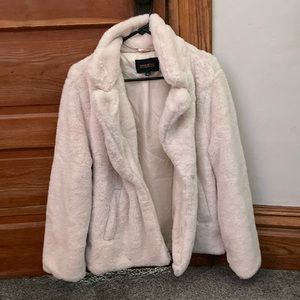 faux fur coat. SUPER SOFT. large. POCKETS
